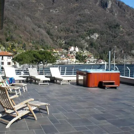 Villa Sleeps 18 Air Con Menaggio
