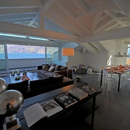 Sleeps 18 Air Con Villa