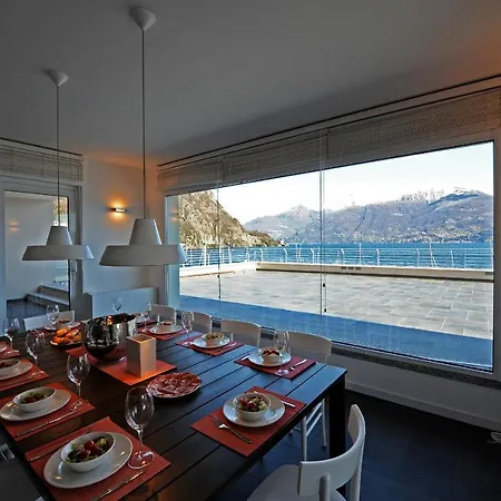 Sleeps 18 Air Con Villa *
